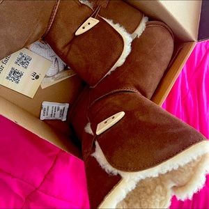 Bear paw boots